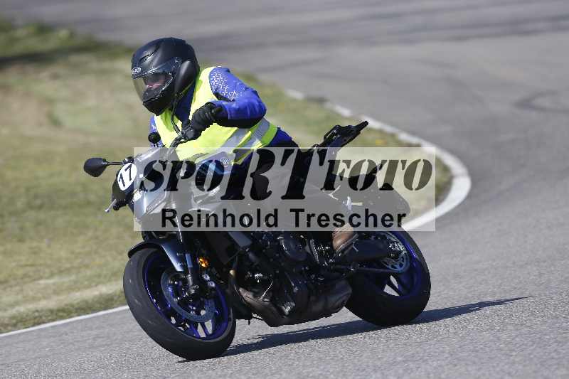 /01 02.04.2026 MAZ ADR/Gruppe gelb Gruppe gruen/17